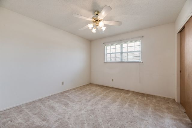 520 Pecan Street, Crowley, TX 76036