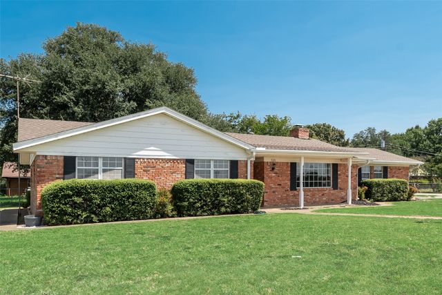 520 Pecan Street, Crowley, TX 76036
