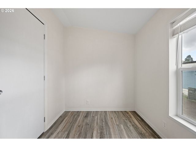 2150 LAURA St 65, Springfield, OR 97477