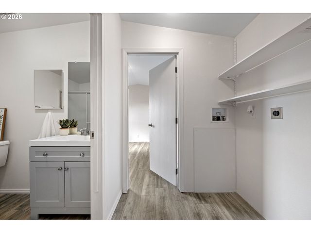 2150 LAURA St 65, Springfield, OR 97477