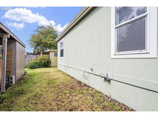 2150 LAURA St 65, Springfield, OR 97477