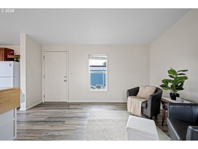 2150 LAURA St 65, Springfield, OR 97477