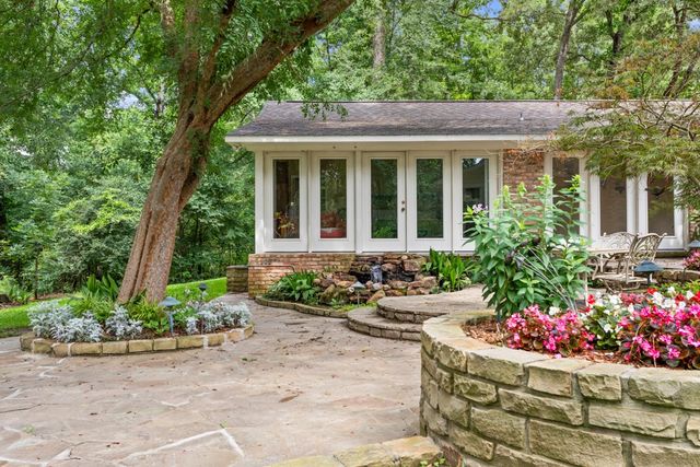 4930 W Twin Lakes Drive, Tyler, TX 75704