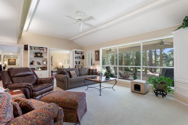 4930 W Twin Lakes Drive, Tyler, TX 75704