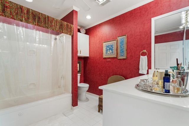 4930 W Twin Lakes Drive, Tyler, TX 75704