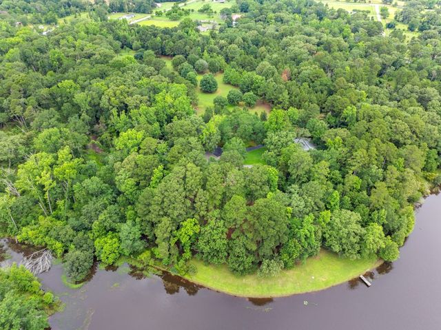 4930 W Twin Lakes Drive, Tyler, TX 75704