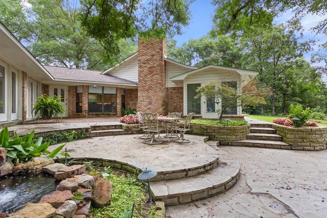 4930 W Twin Lakes Drive, Tyler, TX 75704