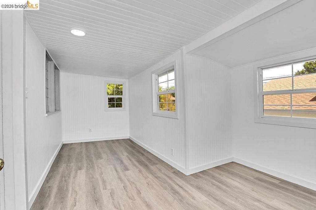 Image 17 of property listing at 325 S 2Nd St, Rio Vista, CA 94571