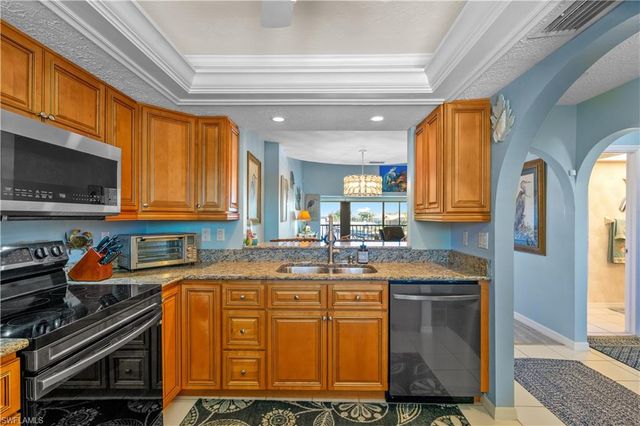 3609 SE 10th AVE # 202, Cape Coral, FL 33904