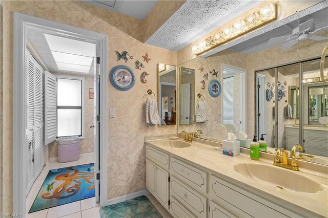 3609 SE 10th AVE # 202, Cape Coral, FL 33904