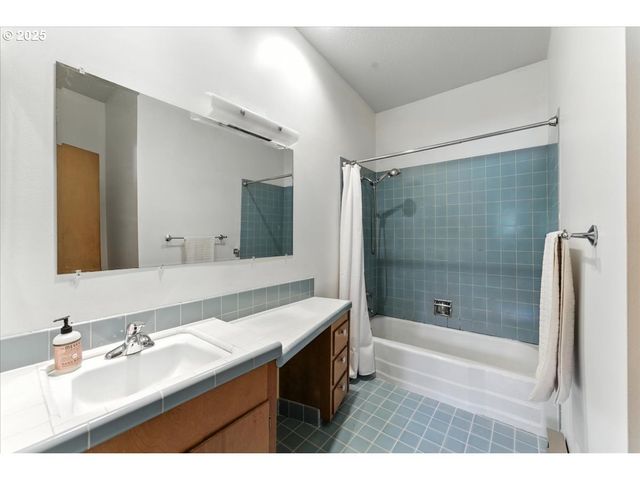 5225 Sw Oleson Rd 15, Portland, OR 97225
