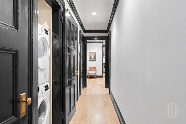 17 W 10th St Apt 1N, New York City, NY 10011