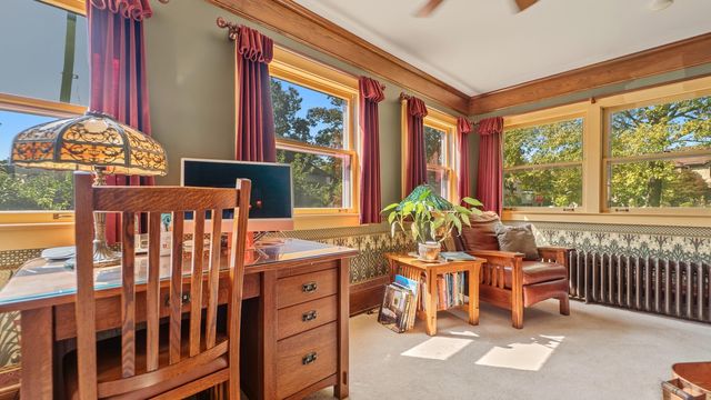 498 S Court Street, Crown Point, IN 46307