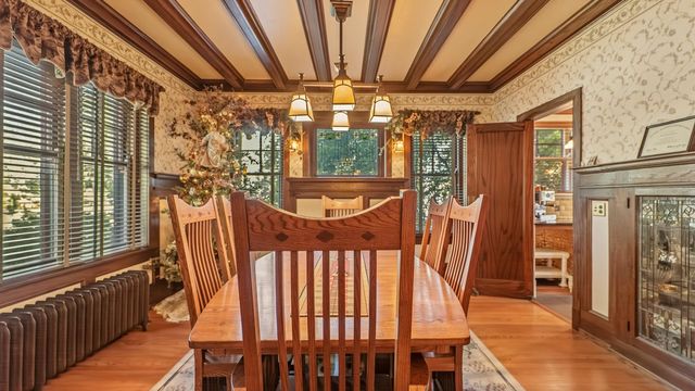 498 S Court Street, Crown Point, IN 46307