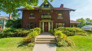 498 S Court Street, Crown Point, IN 46307