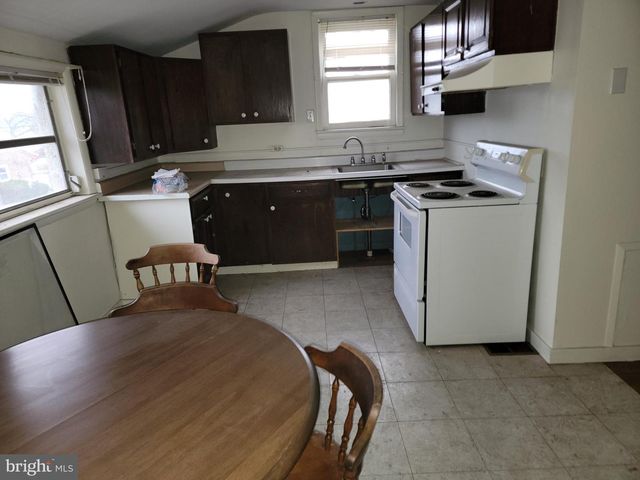 516 COLUMBIA AVE, Temple, PA 19560