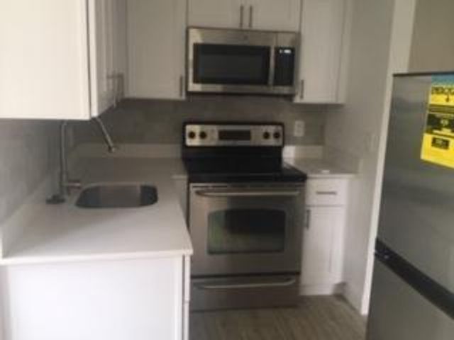 407 S LAKESIDE Drive C, Lake Worth Beach, FL 33460