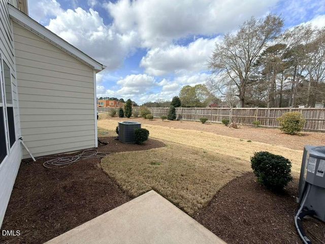 926 Clearhaven Lane, Fuquay Varina, NC 27526