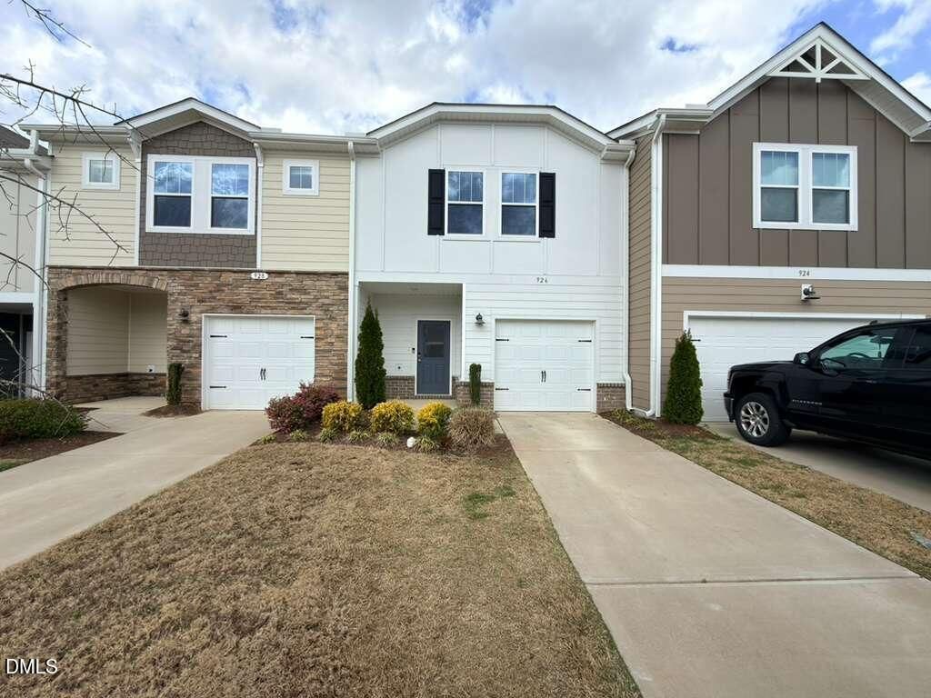 926 Clearhaven Lane, Fuquay Varina, NC 27526