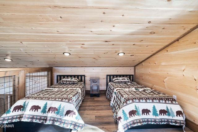 991 King Branch Road, Sevierville, TN 37876