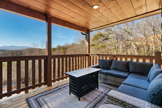 991 King Branch Road, Sevierville, TN 37876