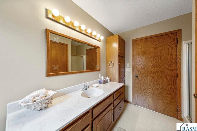 554 Karmil Place, Gaylord, MN 55334