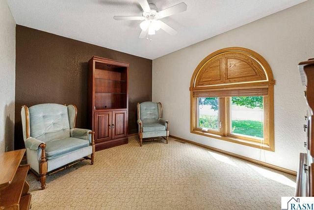 554 Karmil Place, Gaylord, MN 55334