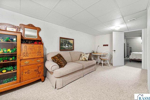 554 Karmil Place, Gaylord, MN 55334