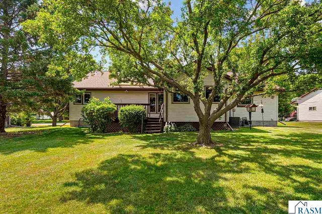 554 Karmil Place, Gaylord, MN 55334