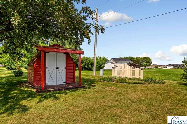 554 Karmil Place, Gaylord, MN 55334