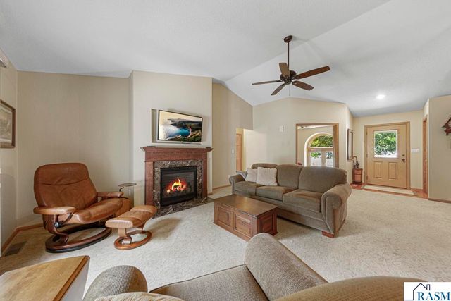 554 Karmil Place, Gaylord, MN 55334