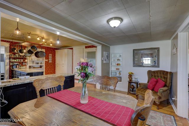 3617 SW Center Road, Columbus, KS 66725