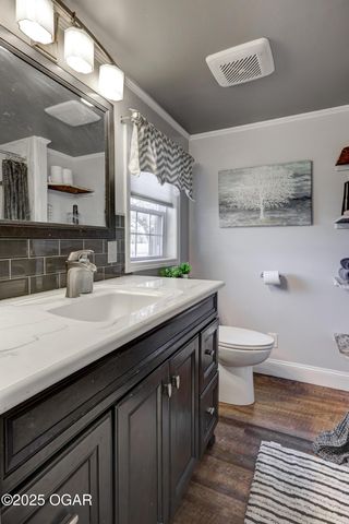 3617 SW Center Road, Columbus, KS 66725