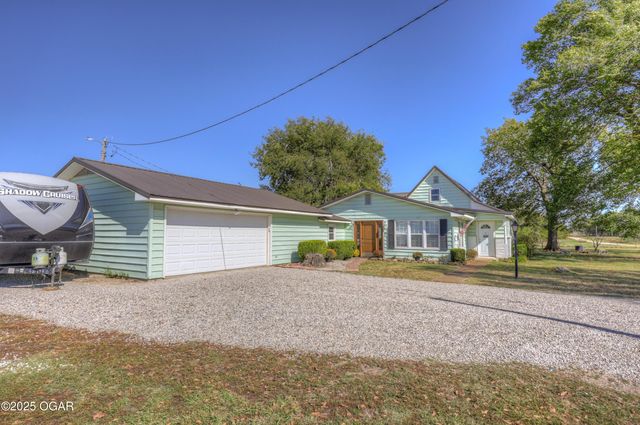 3617 SW Center Road, Columbus, KS 66725