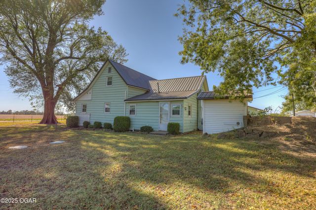 3617 SW Center Road, Columbus, KS 66725