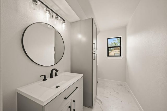 3010 Manila Lane, Houston, TX 77043