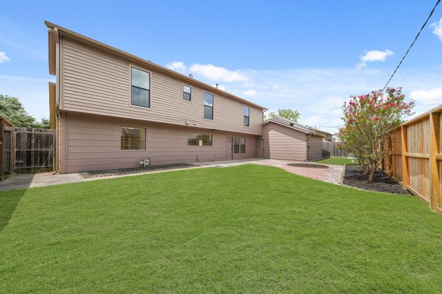 3010 Manila Lane, Houston, TX 77043