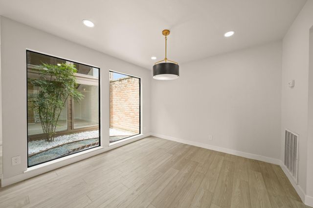 3010 Manila Lane, Houston, TX 77043