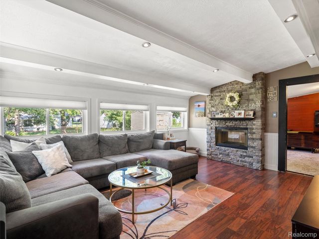 3557 Frankman Avenue, Waterford Charter Township, MI 48329