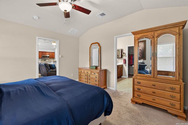 2609 LONESOME CREEK TRL, New Braunfels, TX 78130