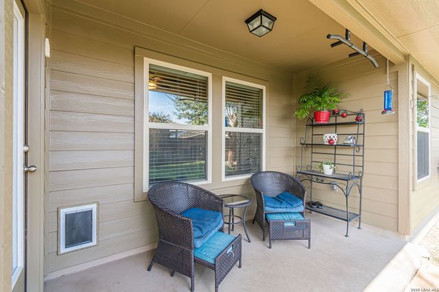 2609 LONESOME CREEK TRL, New Braunfels, TX 78130