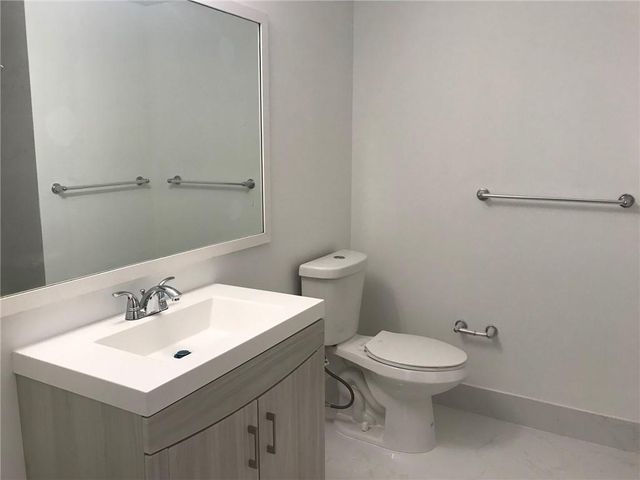 1489 BARCELONA WY 1489, Weston, FL 33327