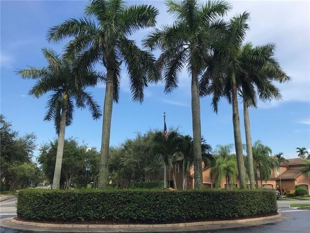 1489 BARCELONA WY 1489, Weston, FL 33327