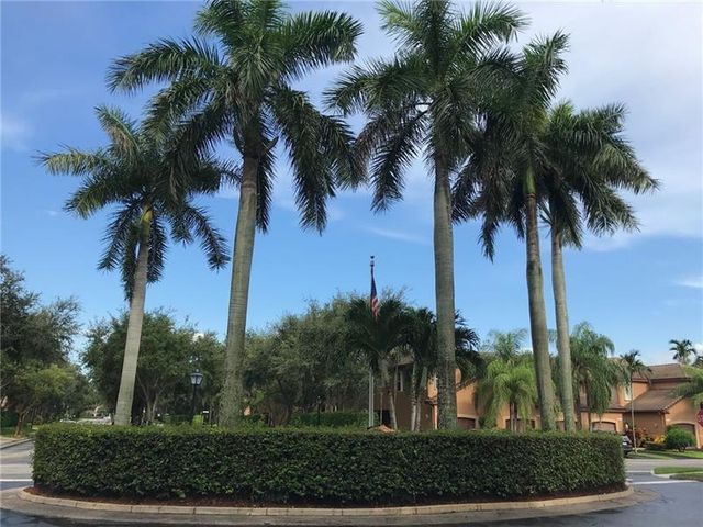 1489 BARCELONA WY 1489, Weston, FL 33327