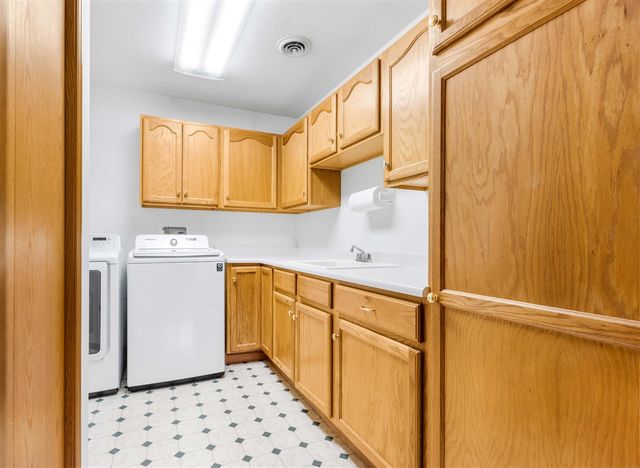 12790 Perry Road, Battle Creek, MI 49015