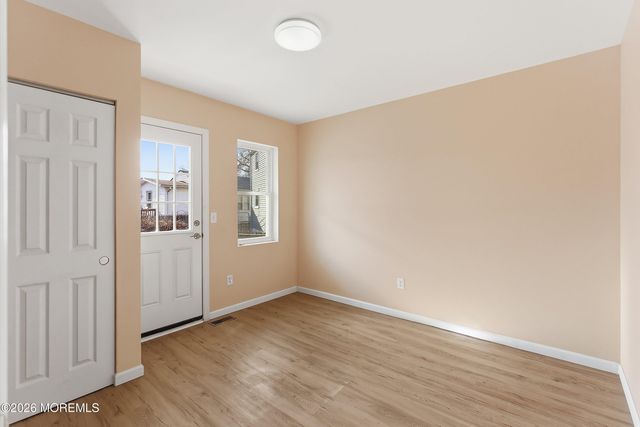 40 Twilight Avenue, Keansburg, NJ 07734
