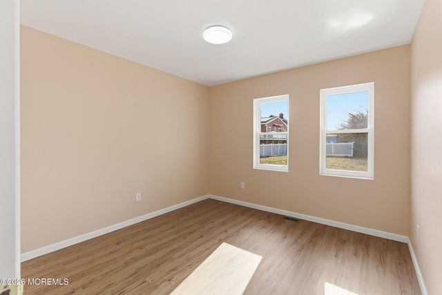 40 Twilight Avenue, Keansburg, NJ 07734