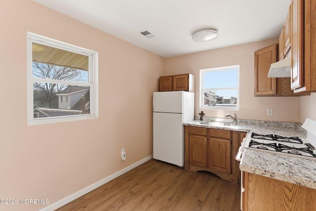 40 Twilight Avenue, Keansburg, NJ 07734