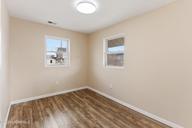 40 Twilight Avenue, Keansburg, NJ 07734
