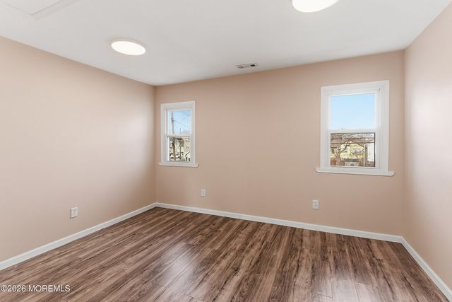 40 Twilight Avenue, Keansburg, NJ 07734